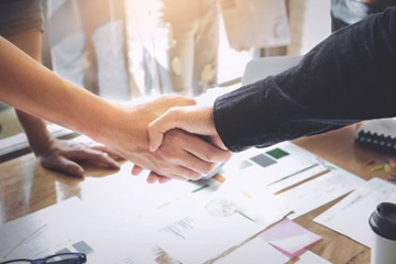 待人以诚，致事以敬